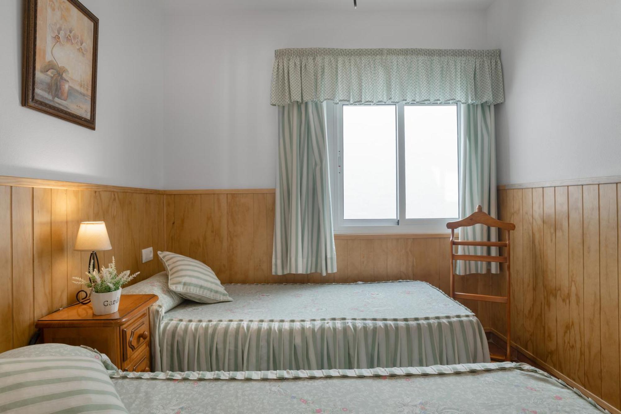 Apartamento Rocio - Solo Familias Conil De La Frontera Buitenkant foto